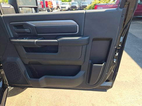 New 2026 RAM 5500 Tradesman AWD/4WD image 8
