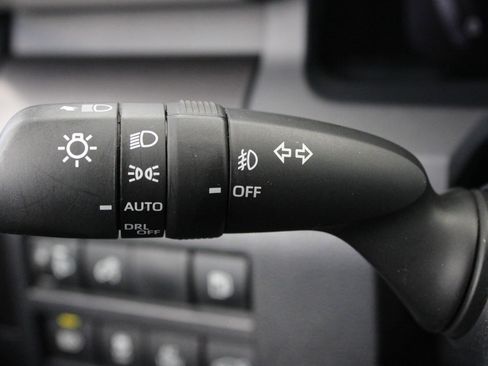 Used 2025 Toyota 4Runner TRD Off-Road Premium AWD/4WD image 34