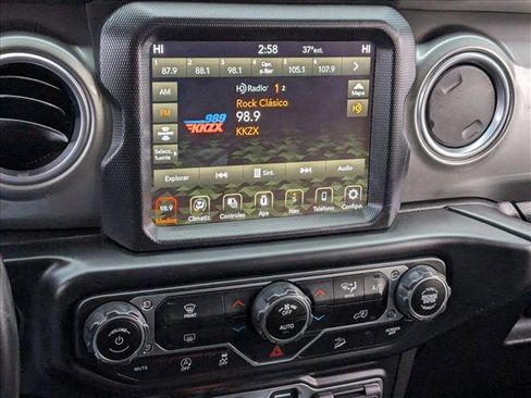 Used 2020 Jeep Wrangler Unlimited Sahara w/ Uconnect 4C Nav & Sound Group image 14