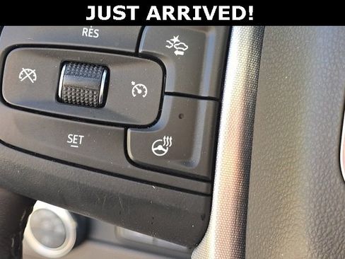 Used 2021 GMC Yukon SLT w/ SLT Luxury Package image 23