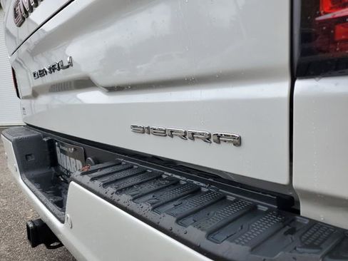 Used 2023 GMC Sierra 1500 Denali w/ Denali Reserve Package image 7