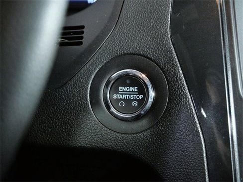 Certified 2019 Ford Explorer XLT w/ Equipment Group 202A image 22