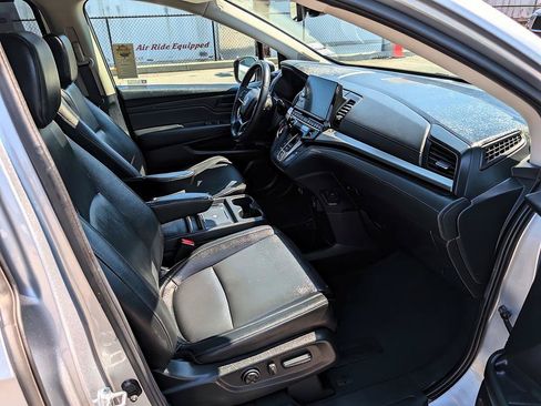 Used 2025 Honda Odyssey EX-L image 22
