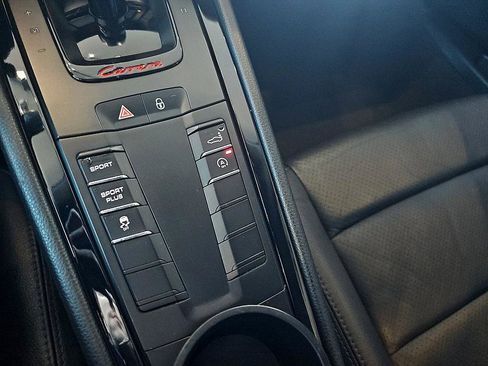 Used 2013 Porsche 911 Carrera image 22