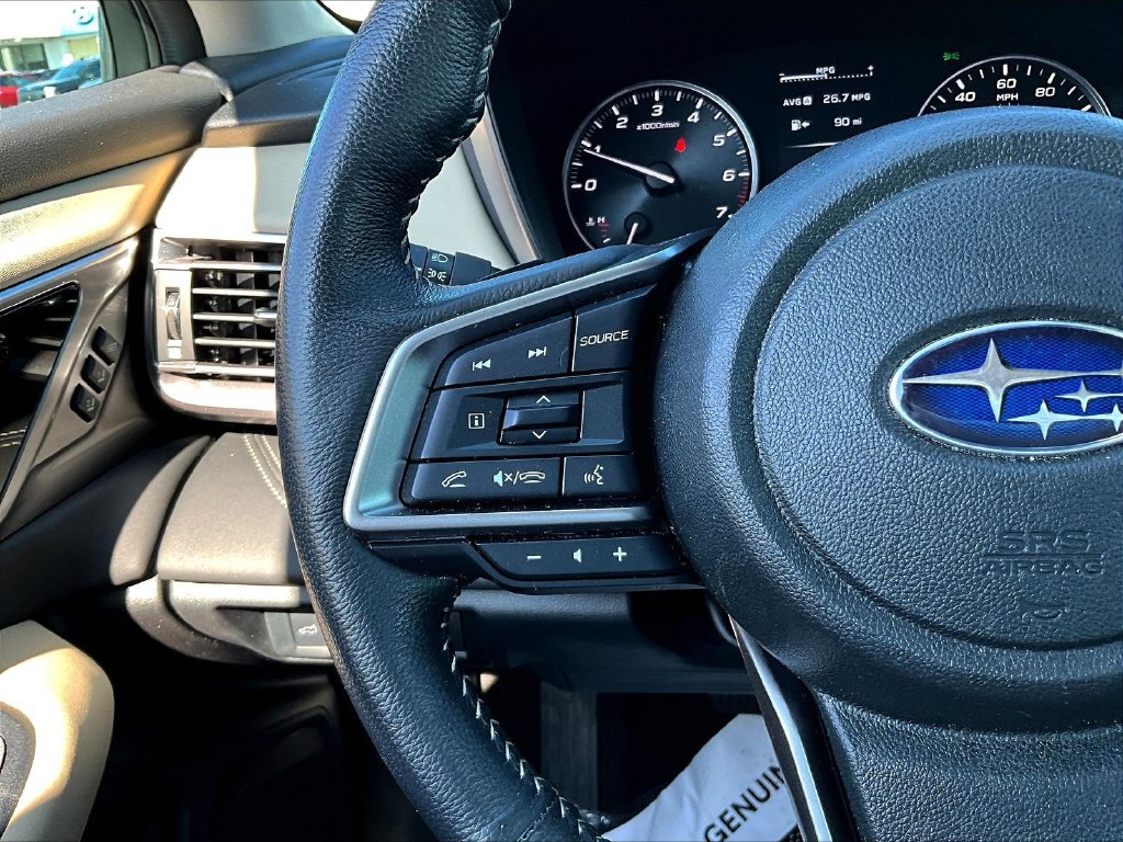 Used 2025 Subaru Outback Limited AWD/4WD image 12