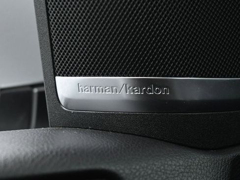 Used 2017 Mercedes-Benz GLS 550 4MATIC image 49