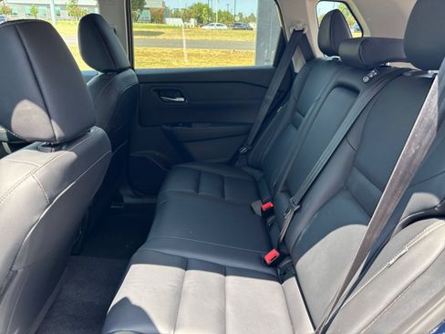 Used 2026 Nissan Rogue SL FWD image 24