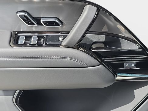 New 2026 Land Rover Range Rover Sport SE AWD/4WD image 29