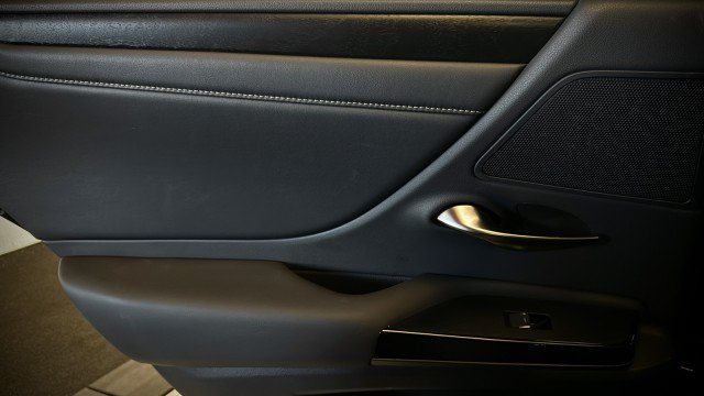 Used 2023 Lexus ES 350 w/ Premium Package FWD image 24