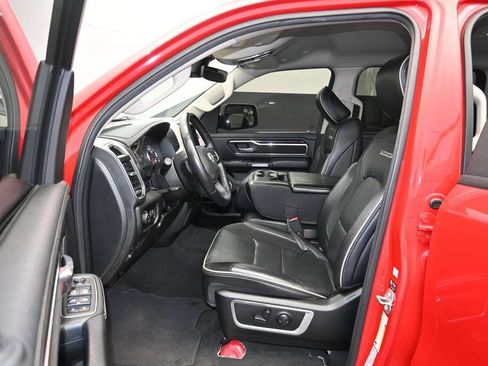 Used 2022 RAM 1500 Laramie AWD/4WD image 12