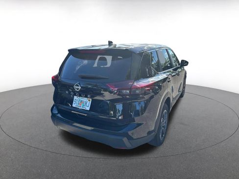 Used 2025 Nissan Rogue SV FWD image 17