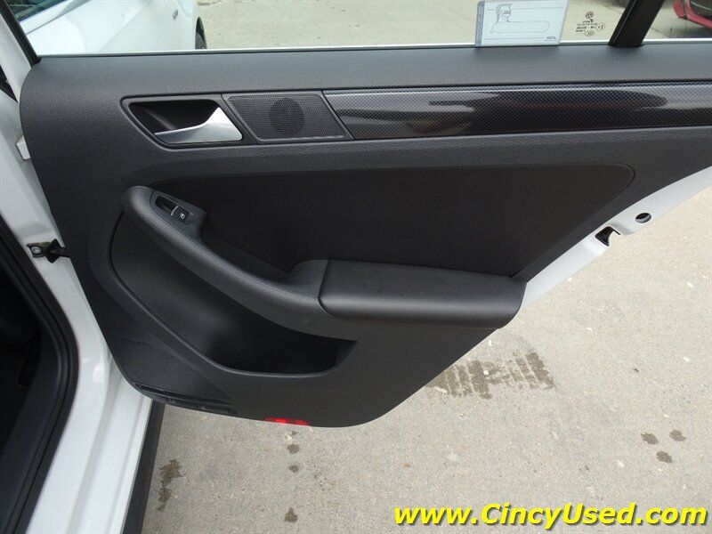 Used 2014 Volkswagen Jetta GLI Edition 30 FWD image 37