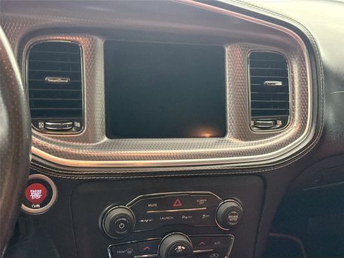 Used 2019 Dodge Charger SRT Hellcat w/ Harman/Kardon Audio Group image 12