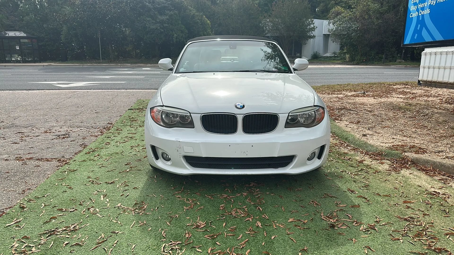 Used 2012 BMW 128i Convertible RWD image 2