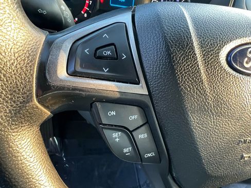 Used 2018 Ford Fusion S image 39