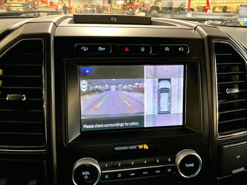 Used 2020 Ford Expedition Limited w/ Equipment Group 303A image 20