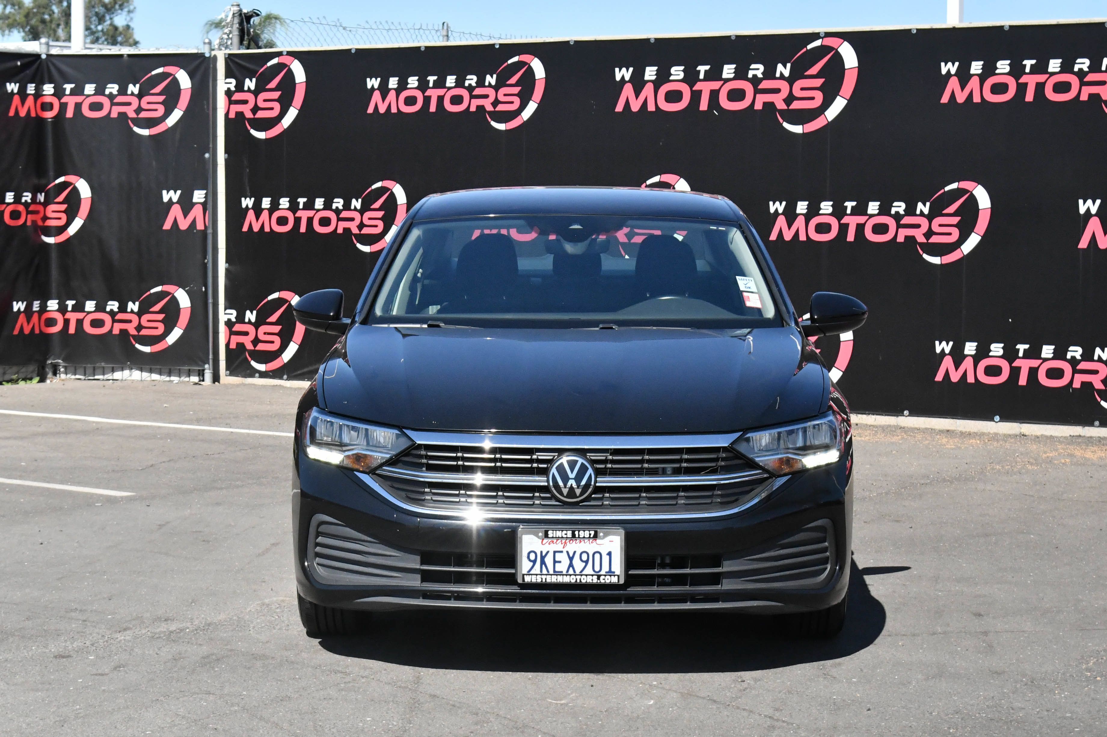 Used 2024 Volkswagen Jetta S FWD image 2
