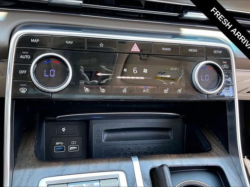 Used 2023 Genesis GV80 3.5T w/ Winter Weather Package AWD/4WD image 16