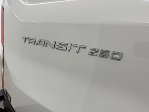 New 2025 Ford Transit 250 148 Medium Roof w/ Load Area Protection Package image 9
