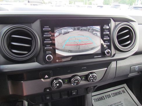 Used 2020 Toyota Tacoma SR image 17