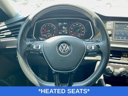 Used 2021 Volkswagen Jetta SE FWD image 4