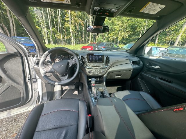 Used 2023 Chevrolet Equinox RS w/ RS Leather Package AWD/4WD image 25