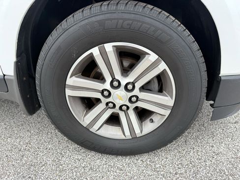 Used 2016 Chevrolet Traverse LT w/ Traveler's Package image 48