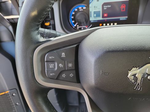 Used 2024 Ford Bronco Badlands image 22