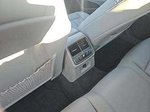 Used 2023 Audi A4 2.0T Premium w/ Convenience Package image 28