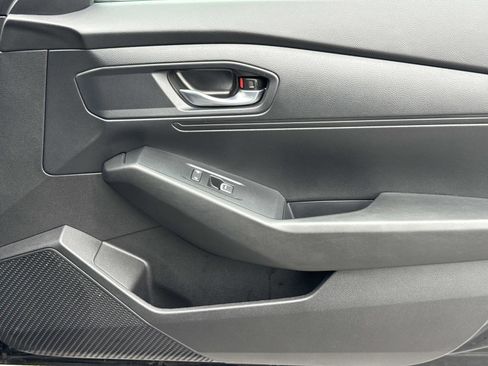 Used 2025 Honda Accord LX image 17