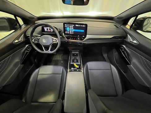 Used 2023 Volkswagen ID.4 Pro S Plus image 13