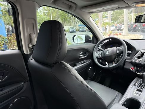 Certified 2022 Honda HR-V EX-L image 17