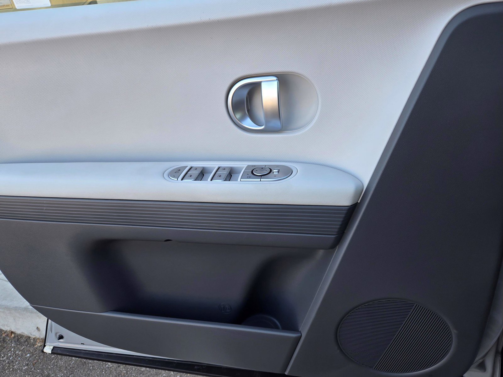 Certified 2024 Hyundai Ioniq 5 SEL RWD image 14