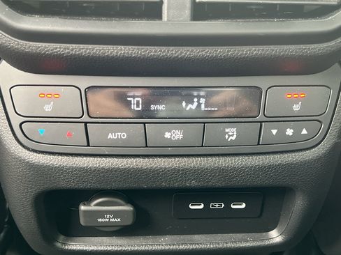 Used 2025 Honda Ridgeline Black Edition image 37