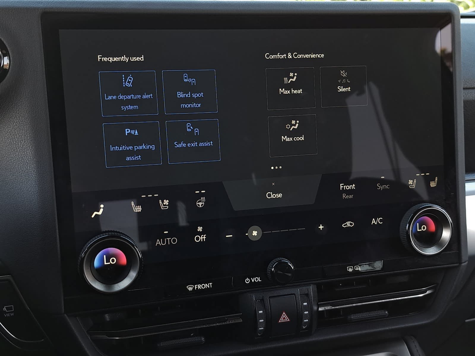 Used 2024 Lexus GX 550 w/ Accessory Package (31) AWD/4WD image 25