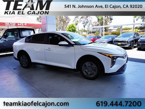 New 2026 Kia K4 FWD image 10