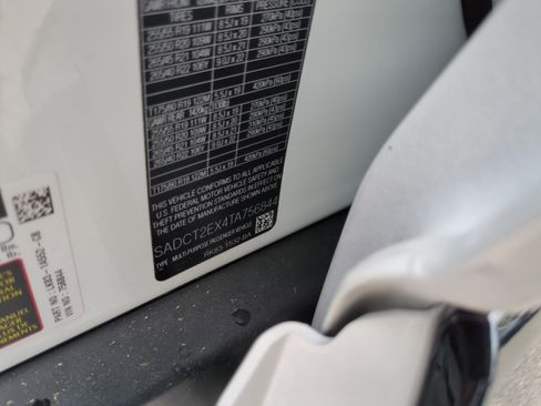 New 2026 Jaguar F-PACE R-Dynamic S image 33