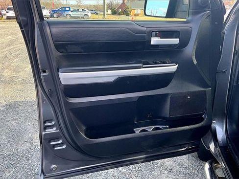 Used 2020 Toyota Tundra Limited image 9