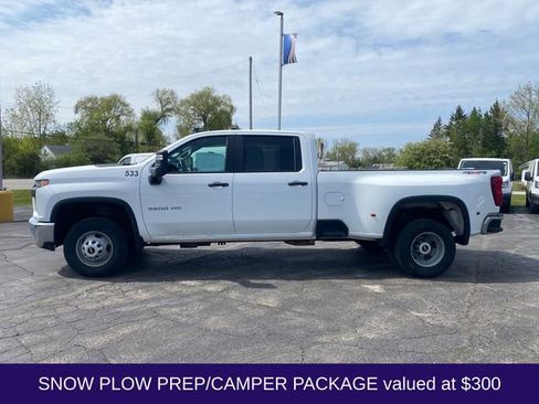 Used 2022 Chevrolet Silverado 3500 W/T w/ WT Convenience Package AWD/4WD image 4