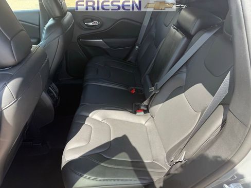 Used 2021 Jeep Cherokee Latitude Lux image 22