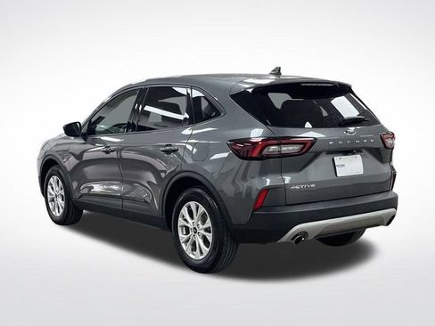Used 2025 Ford Escape Active FWD image 9