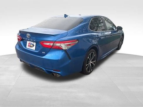 Used 2018 Toyota Camry SE w/ Audio Package FWD image 7