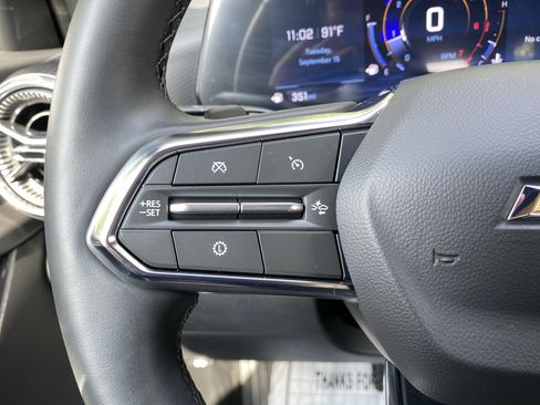Used 2026 Chevrolet Equinox LT FWD image 19