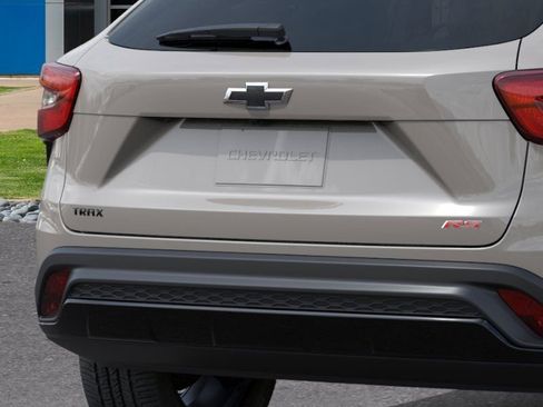 New 2026 Chevrolet Trax RS w/ Sunroof Package FWD image 14
