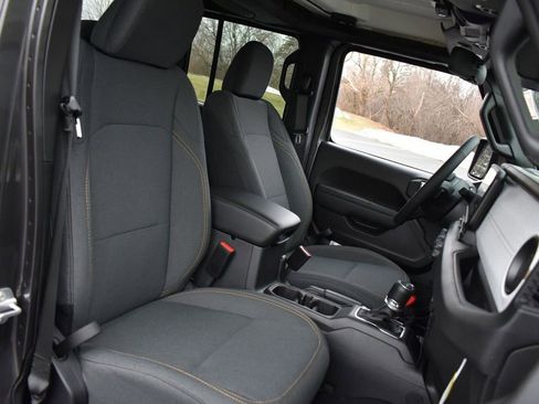 New 2026 Jeep Gladiator Sport image 26