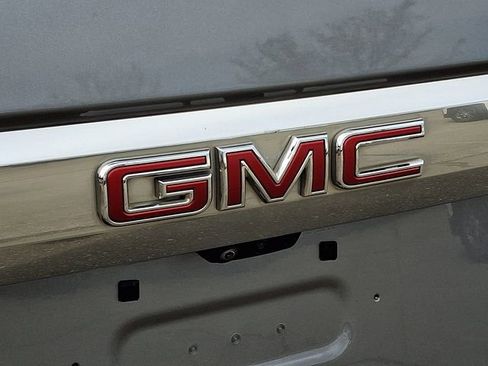 Used 2022 GMC Yukon Denali w/ Denali Ultimate Package AWD/4WD image 28