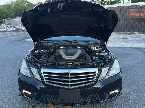 Used 2011 Mercedes-Benz E 350 Sedan image 5