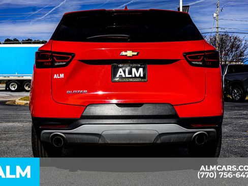 Used 2023 Chevrolet Blazer LT image 12