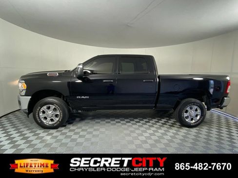 Used 2024 RAM 2500 Big Horn w/ Bed Utility Group AWD/4WD image 4