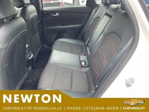 Used 2024 Kia Forte GT FWD image 31